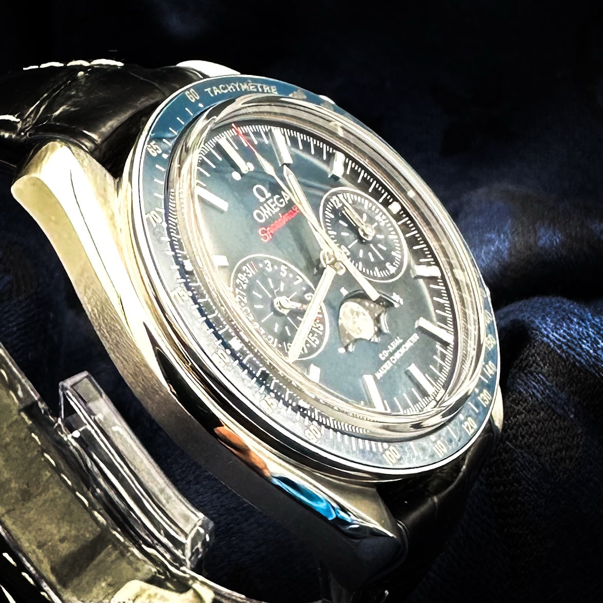 Omega Speedmaster Moonphase Moonwatch304.33.44.52.03.001 2021 Blue Dial Ceramic