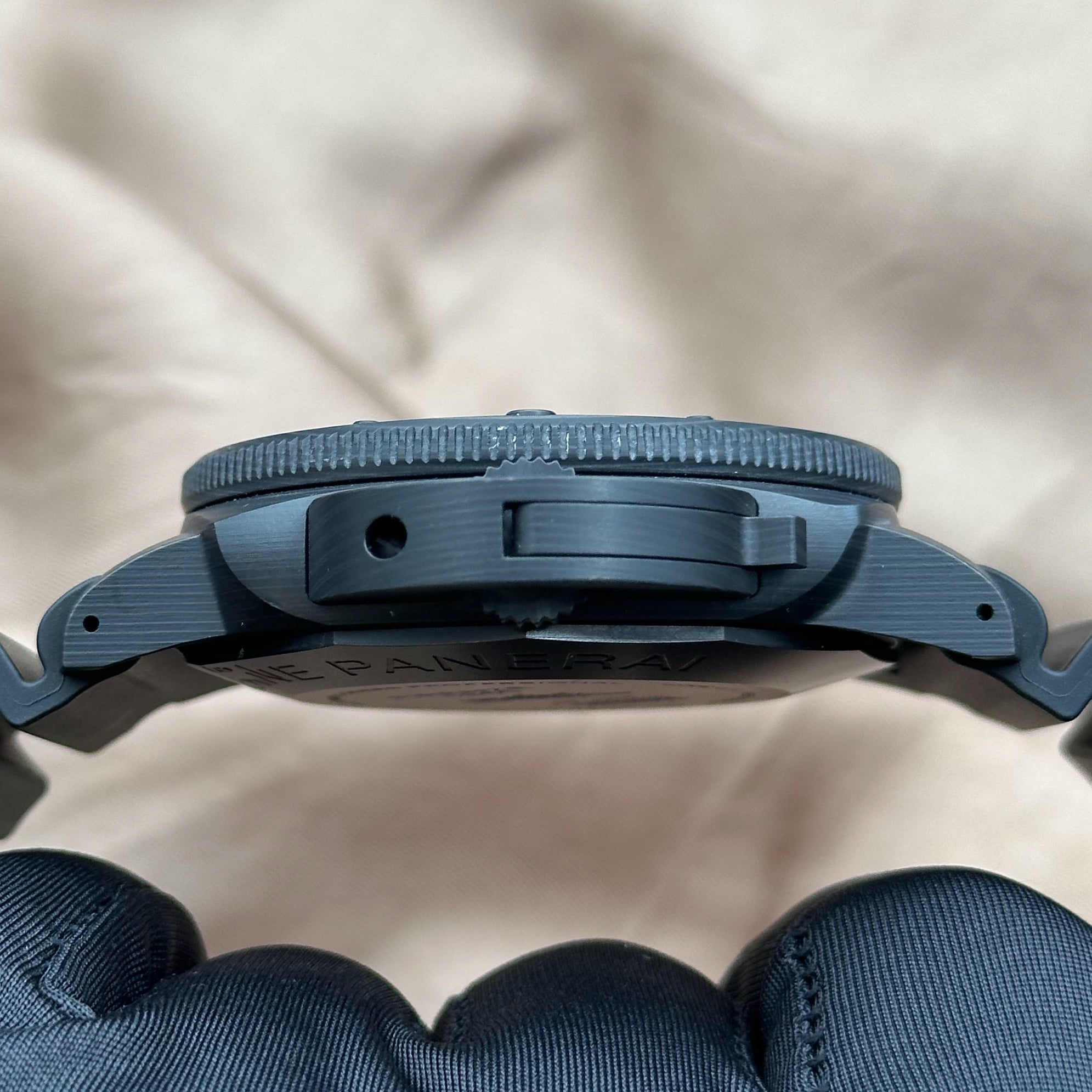 Panerai Laminar Submersible Carbotech 00616 2016