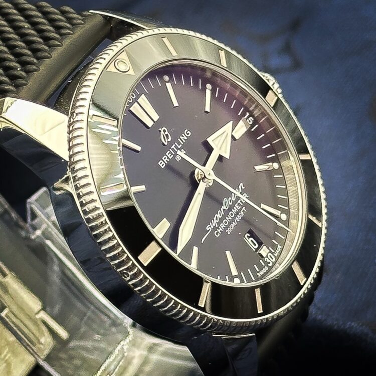 2023 breitling AB2030 - Image 3